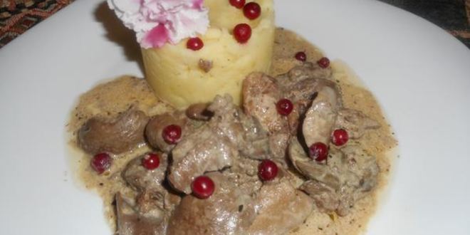 Рецепт печени кролика в сливочном соусе