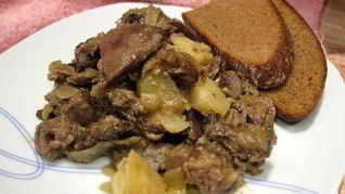 Рецепт Печени с луком и яблоками