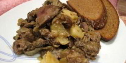 Шаг 4: печени с луком и яблоками