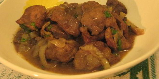 Рецепт печени теленка с луком в кисло-сладком соусе