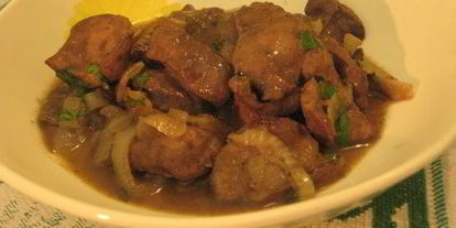 Шаг 8: печени теленка с луком в кисло-сладком соусе