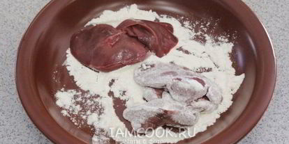 Шаг 3: печени тушеной в сметане в мультиварке