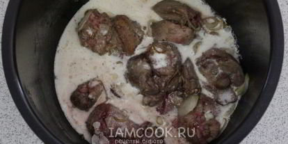 Шаг 6: печени тушеной в сметане в мультиварке