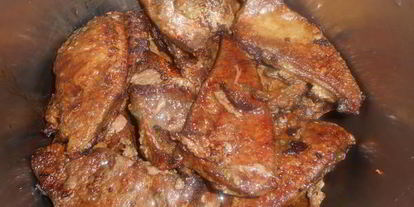 Шаг 3: печени, тушеной в томатно-сметанном соусе