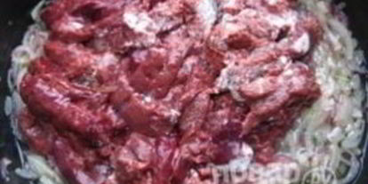 Шаг 4: печенки в сметане