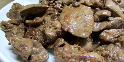 Шаг 6: жареной куриной печени с луком