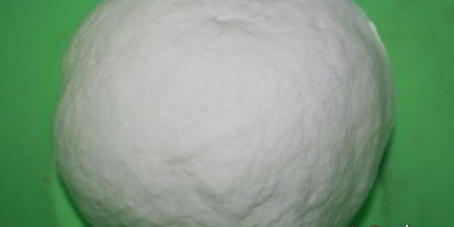 Шаг 3: мини-хинкали с говядиной, пекинской капустой и соевым соусом