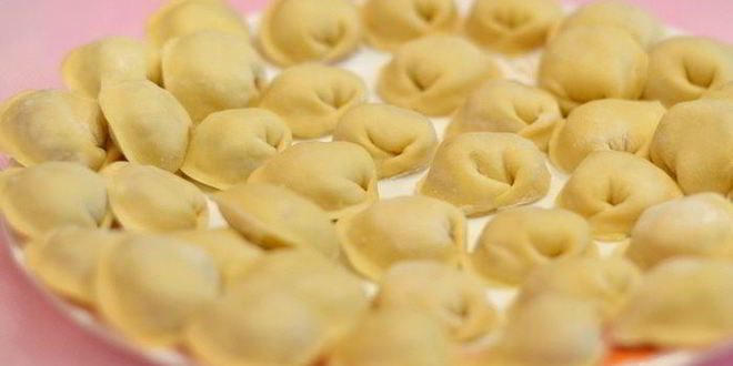 Рецепт очень вкусных пельменей по-домашнему