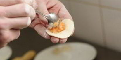 Шаг 7: пельменей с лососем