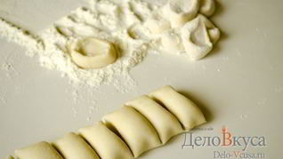 Рецепт Пресного теста для вареников и пельменей