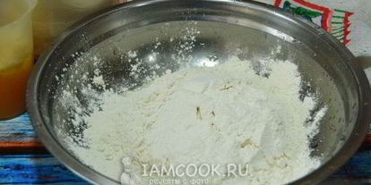 Шаг 6: теста для пельменей с полбяной мукой на воде