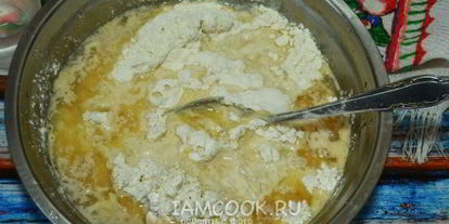 Шаг 7: теста для пельменей с полбяной мукой на воде