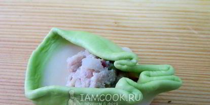 Шаг 25: цветных китайских пельменей