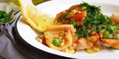 Шаг 4: паэльи с овощами и кальмарами