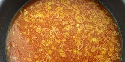 Шаг 2: паэльи с помидорами луком креветками