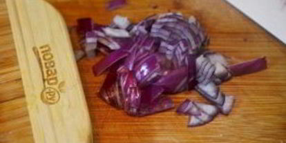 Шаг 2: паэльи с цыпленком и чорризо