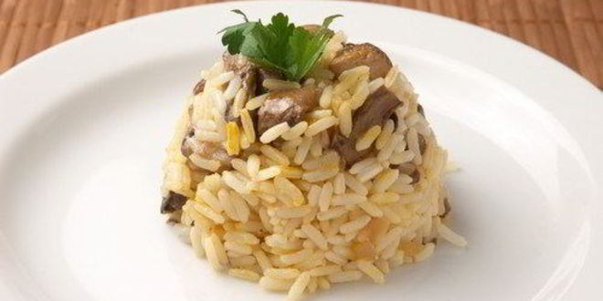 Рецепт Плова с грибами и кедровыми орешками