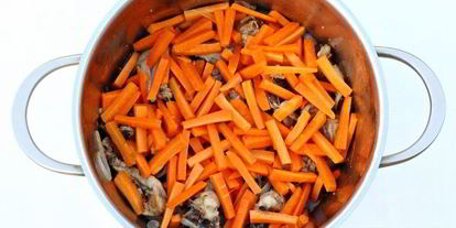 Шаг 6: плова с курицей в кастрюле