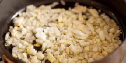 Шаг 1: рисового пилава с шампиньонами