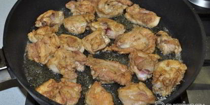 Шаг 2: фрикасе из курицы в сырном соусе