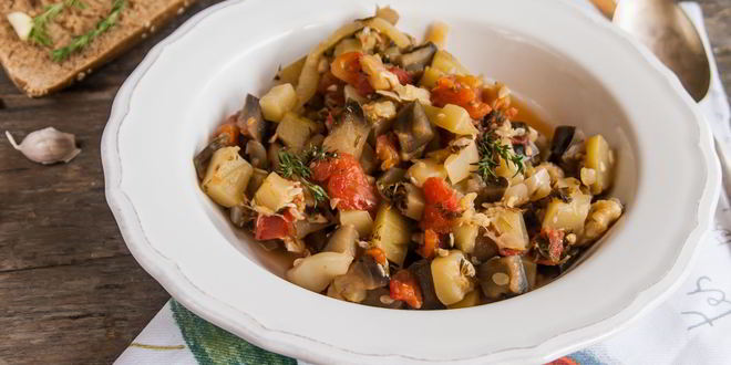 Рецепт Овощного рагу с кабачками и баклажанами
