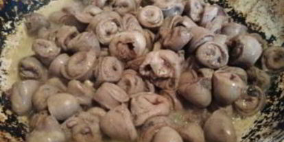 Шаг 1: овощного рагу с куриными сердечками