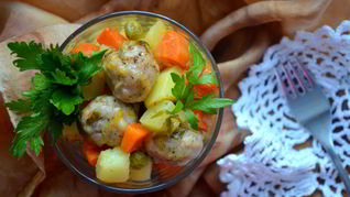 Рецепт Овощного рагу с куриными шариками