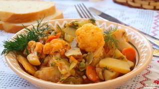 Рецепт Овощного рагу с цветной капустой и картошкой
