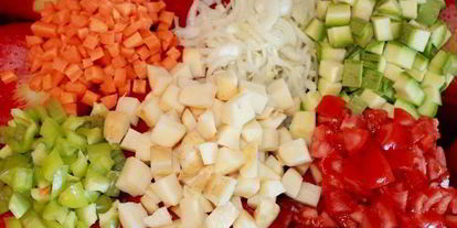 Шаг 2: овощного рагу с тушеного курицея кабачками и картошкого