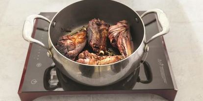 Шаг 1: рагу из баранины с полентой