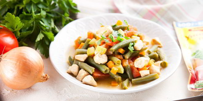 Рецепт рагу из курицы и стручковой фасоли