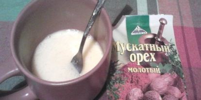 Шаг 2: рагу из сельдерея, кальмаров и омлета