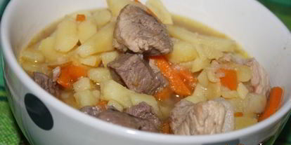 Шаг 5: рагу со свининой, говядиной, картофелем и репой