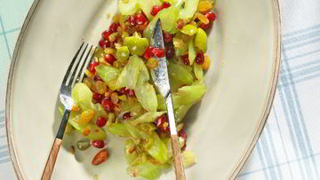 Рецепт Весенней капонаты с оливками и гранатом