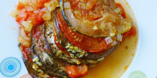 Рецепт Рататуя запеченного слоями