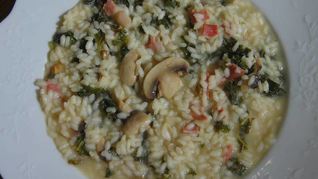 Рецепт Ризотто с грибами, капустой кале и беконом