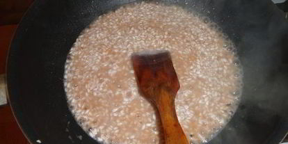 Шаг 3: ризотто с курицея и грибами в краснома вине