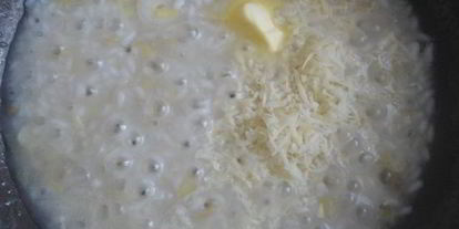 Шаг 6: ризотто с луком-пореем и лимонной крошкой