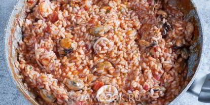 Шаг 11: ризотто с морепродуктами в томатном соусе