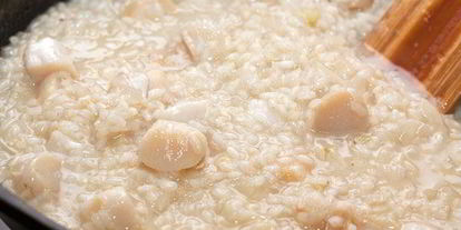 Шаг 10: ризотто с морскими гребешками и шампанским