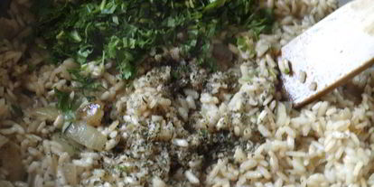 Шаг 1: ризотто с петрушкой и вялеными помидорами