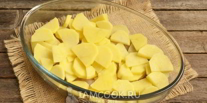 Шаг 8: филе минтая с картошкой в духовке