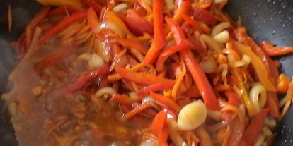 Шаг 4: кальмаров с овощами по-корейски