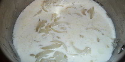 Шаг 5: кальмаров в сливочно-сырном соусе