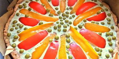 Шаг 15: киша тунец с овощами