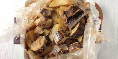 Шаг 7: минтая в духовке с картошкой