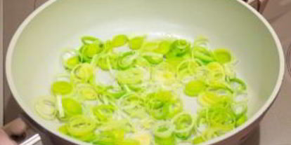 Шаг 4: рыбы, тушенной в овощах