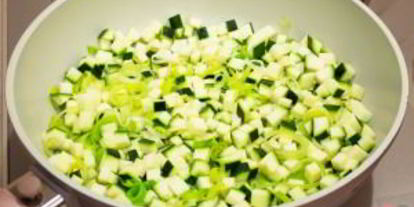 Шаг 5: рыбы, тушенной в овощах