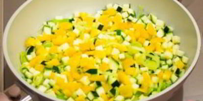 Шаг 6: рыбы, тушенной в овощах