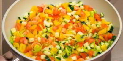 Шаг 8: рыбы, тушенной в овощах